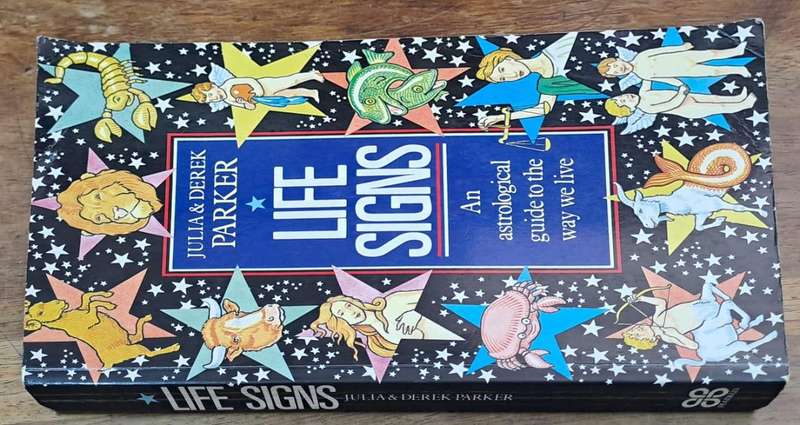 Life Signs - Julia & Derek Parker (paperback)