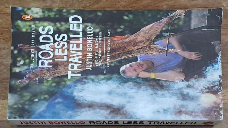 Roads less Travelled - Justin Bonello (paperback)