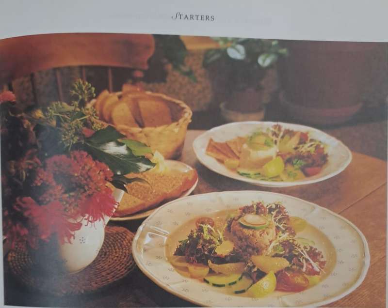Country cooking book - Sara Paston-Williams (Hard cover with dj)