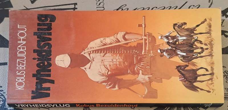 Vryheidsvlug - Kobus Bezuidenhoud (paperback)