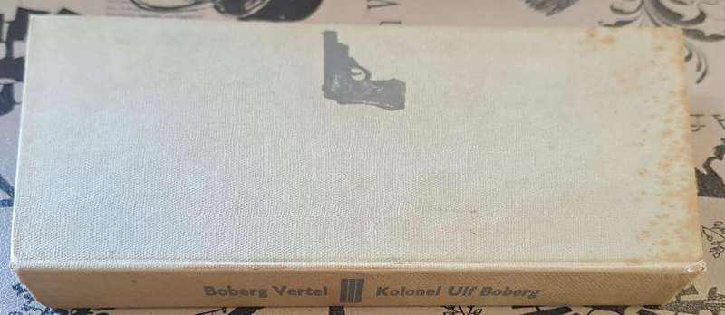 Boberg Vertel - Kolonel Ulf Boberg (Hard cover with no dj)