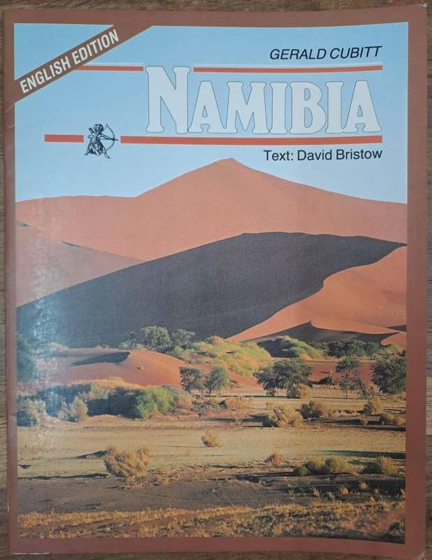 Namibia - David Bristow (paperback)
