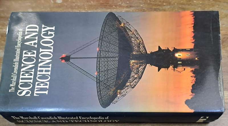 Science and technology - Michael Bisacre (Hard cover with dj)