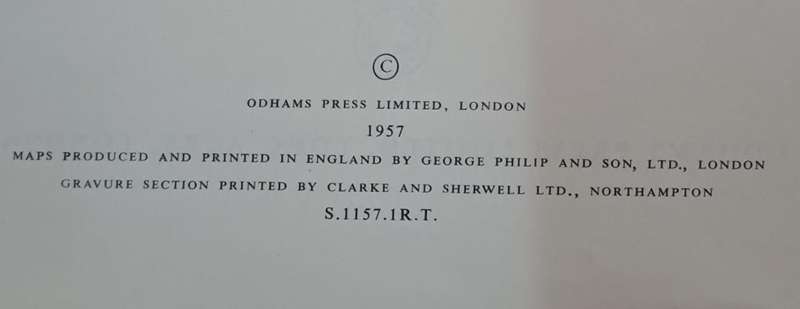Odhams new illustrated Atlas of the world - George Philip & Son (Hard cover with no dj)