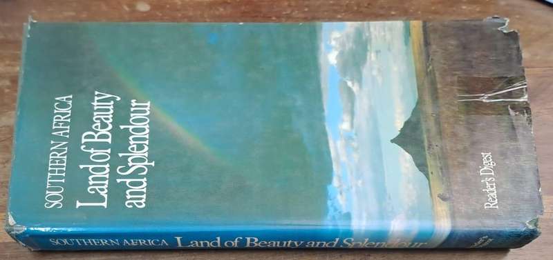 South Africa land of beauty and Splendour - Reader's Digest (Hard cover with dj)