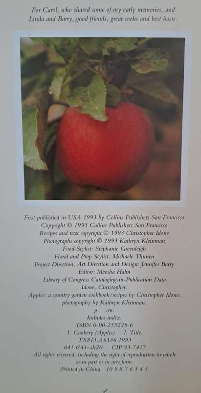 Apples a country garden cookbook - Christopher Idone (Hard cover with dj)