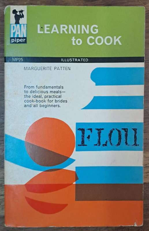 Learning to cook - Marguerite Patten (paperback)
