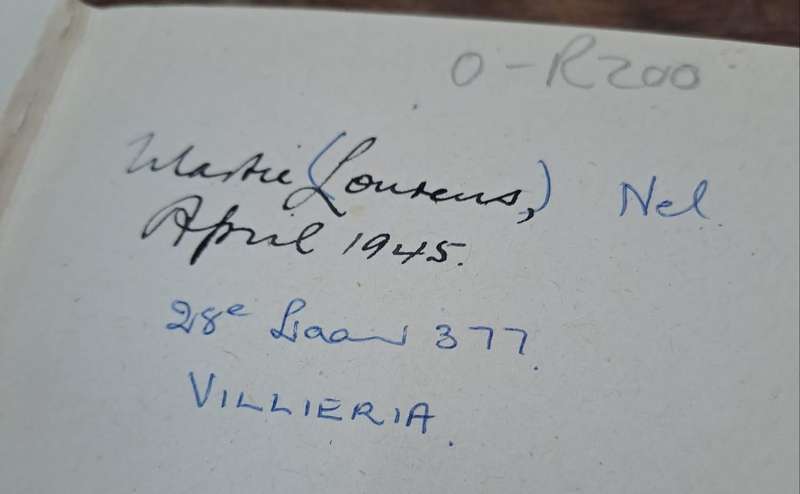 Moorhuis - A. J. Van Zyl (Hard cover with no dj)