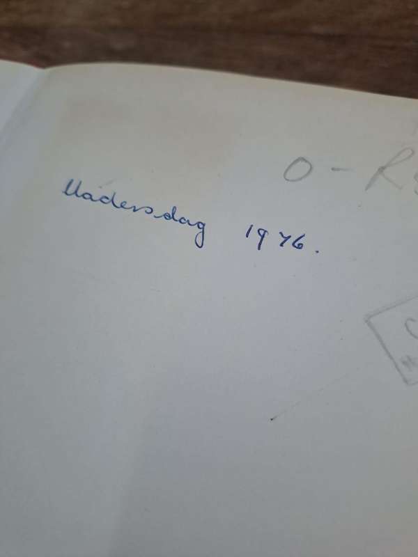 Die vontsteen verhoor - Kas van den bergh (Hard cover with no dj)