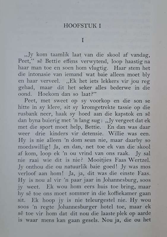 Die held - C. M. Van den heever (Hard cover with no dj)