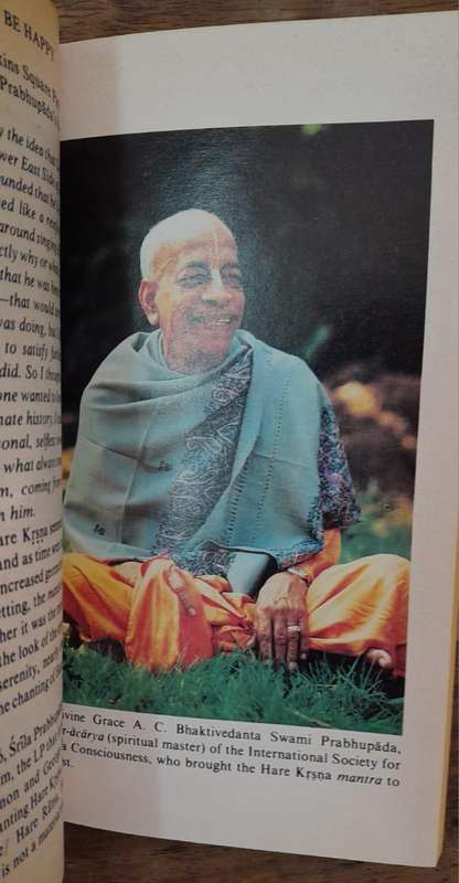 Chant and be Happy - AC Bhaktivedanta Swami Prabhupada (Paperback book with no dj)