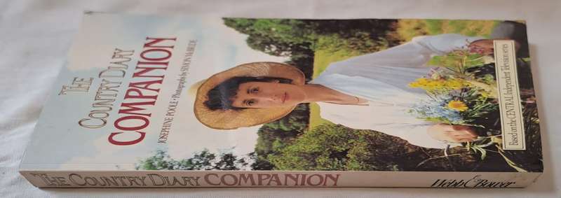 The Country Dairy Companion - Josephine Poole (Paperback)