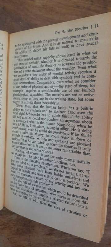 The Gestalt Approach and Eye Witness to Therapy - Fritz Perls (Paperback book with no dj)