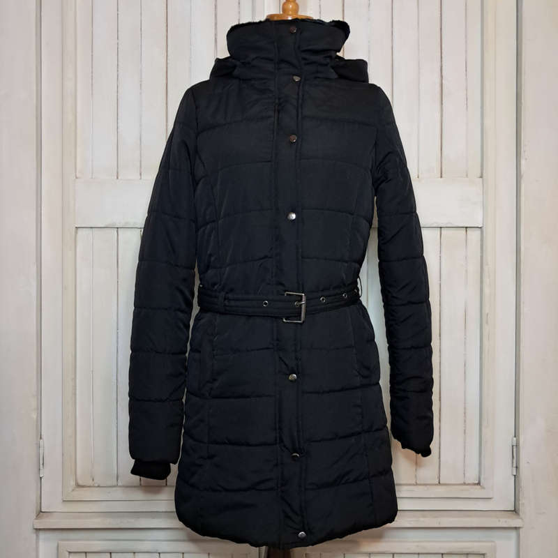 ESMARA LONGER LENGTH PUFFER JACKET - BLACK