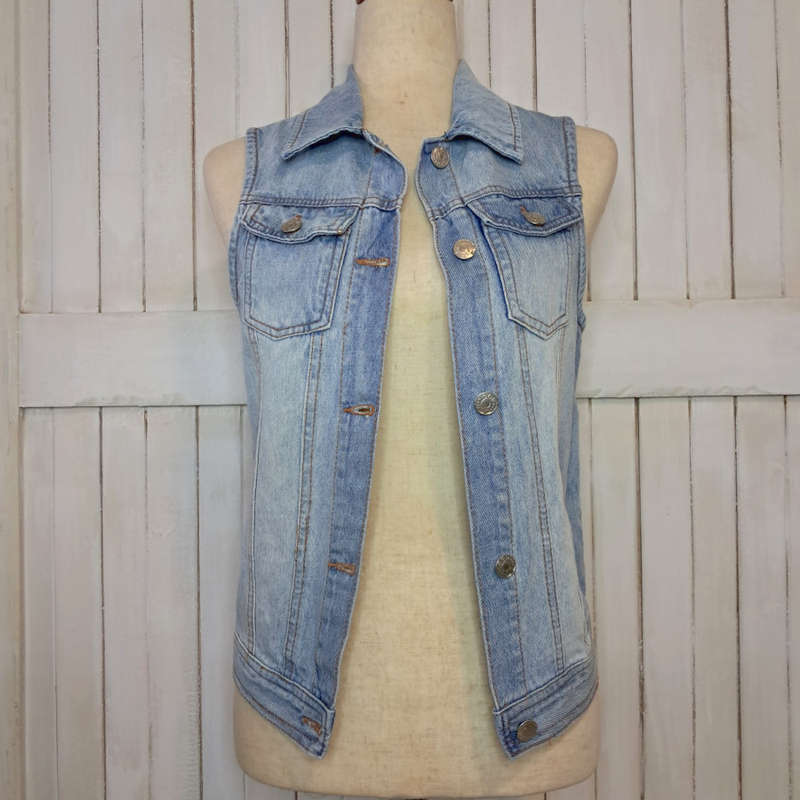 COTTON ON SLEEVELESS DENIM JACKET - BLUE
