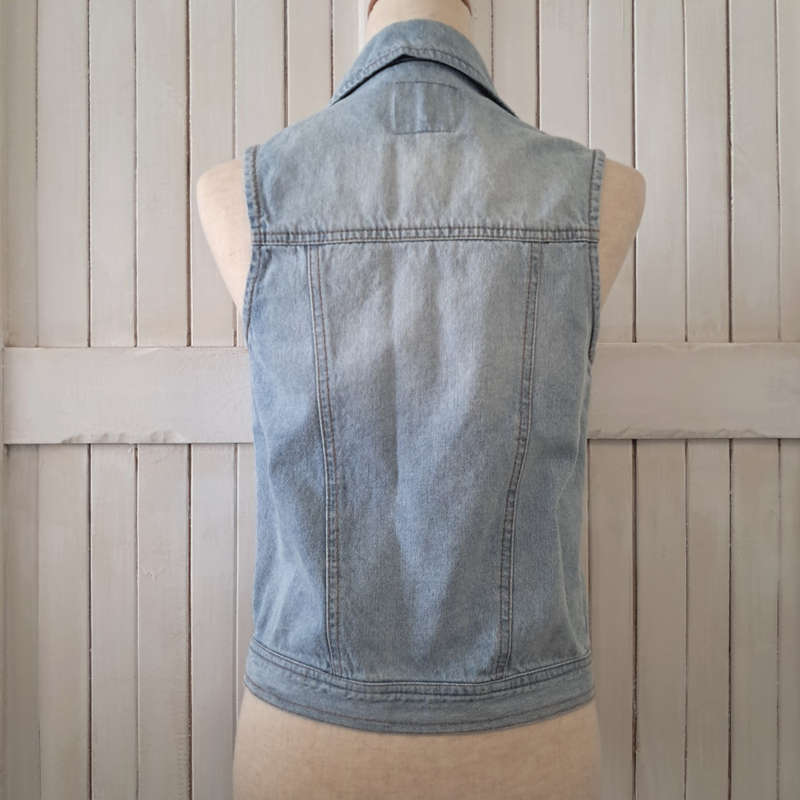 COTTON ON SLEEVELESS DENIM JACKET - BLUE