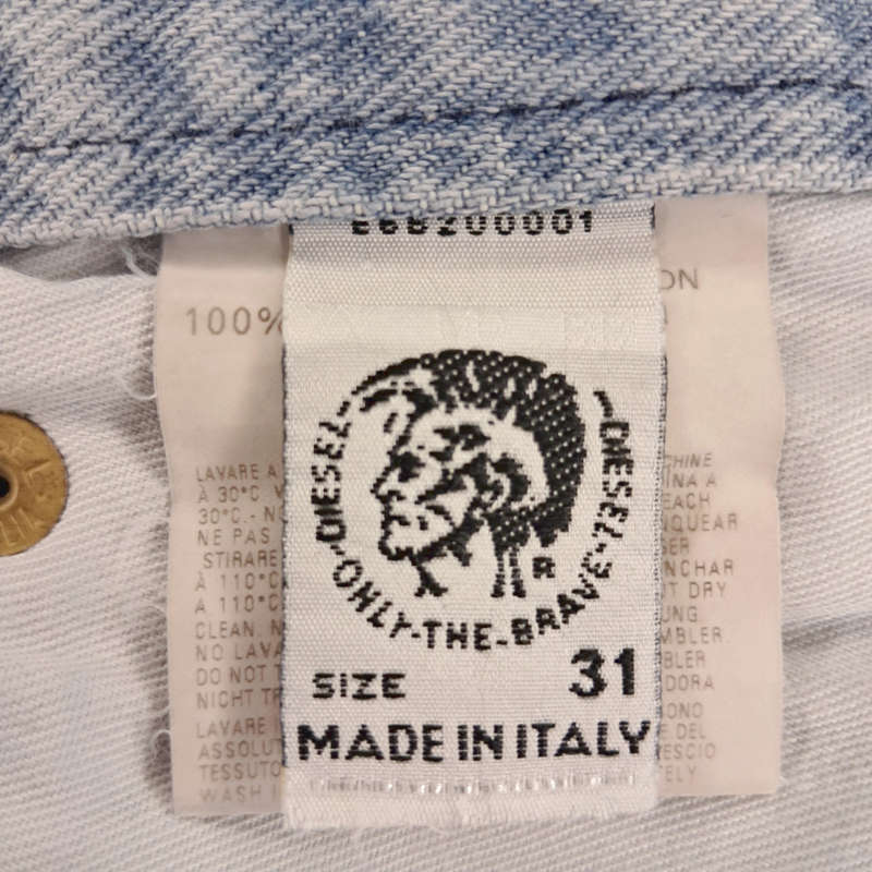 DIESEL LOW-RISE BOOTLEG JEANS W31 - LIGHT WASH