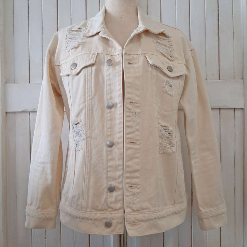 FOREVER 21 DENIM JACKET - CHAMPAGNE CREAM