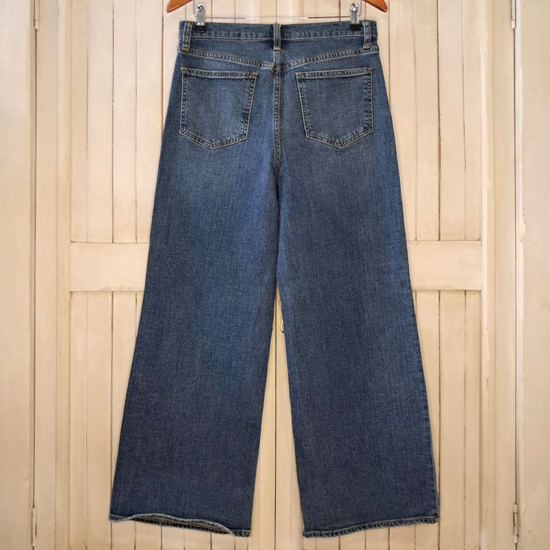 GAP HIGH RISE WIDE-LEG JEANS - MEDIUM INDIGO WASH