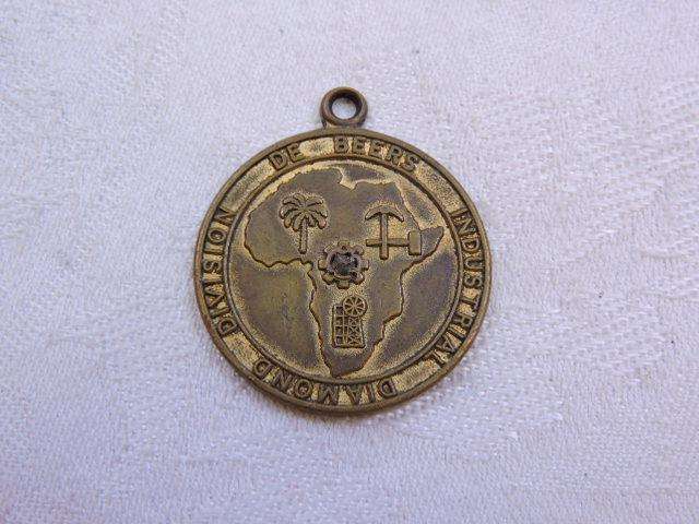 De Beers Industrial Diamond Division TOKEN / Medallion with real DIAMOND