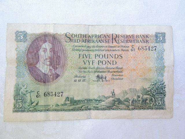South Africa Five Pounds Vyf Pond 5 Pound Bank Note  C1957