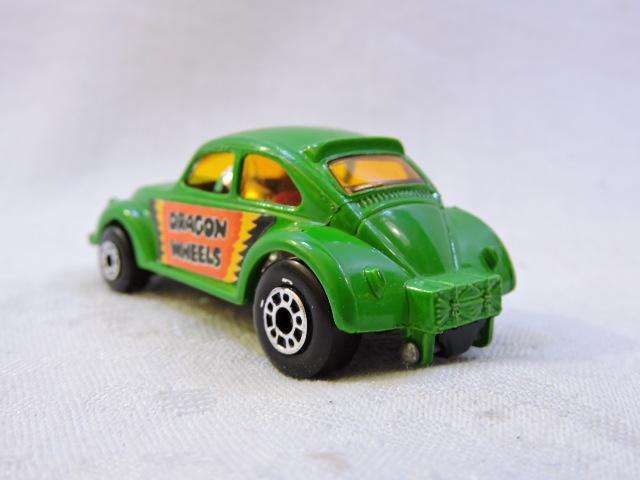 Matchbox VOLKSWAGEN VW BEETLE Dragon Wheels Superfast 43 Mint in Box ( Green ) Like Hot Wheels