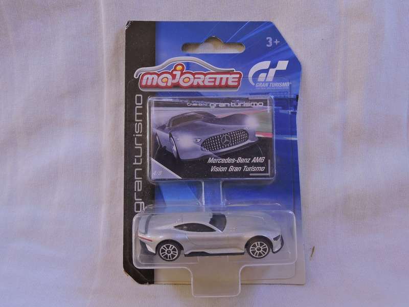 Majorette MERCEDES BENZ AMG Vision Gran Turismo  ( Grey ) Like Hot Wheels