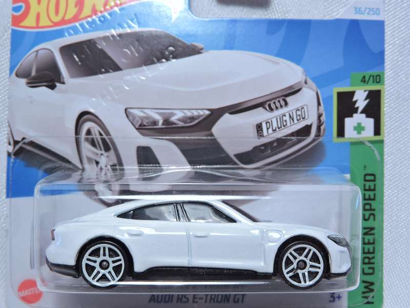 Hot Wheels AUDI RS E-Tron( White )   Short Card