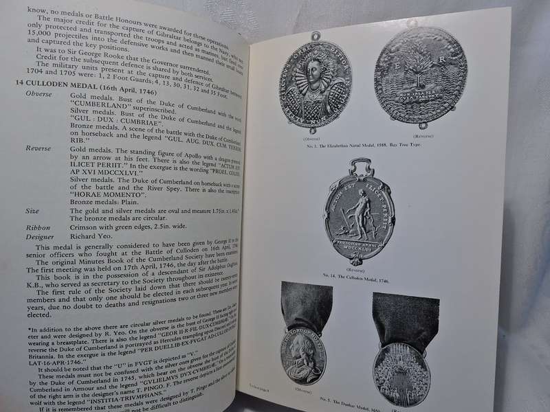 British Battles and Medals book by Major L.L Gordon 5th Edition 1979