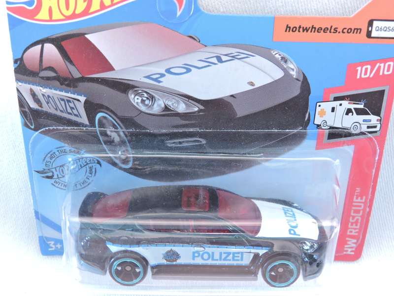 Hot Wheels PORSCHE PANAMERA ( Black Polizei )