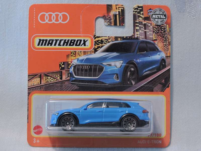 Matchbox AUDI E-TRON ( Blue )  Like Hot Wheels