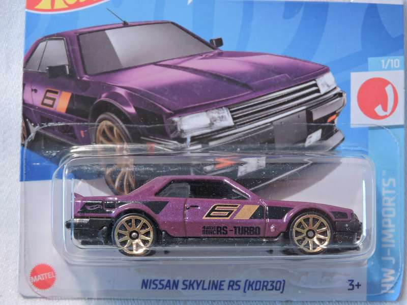 Hot Wheels NISSAN SKYLINE RS  ( Purple ) Like Datsun