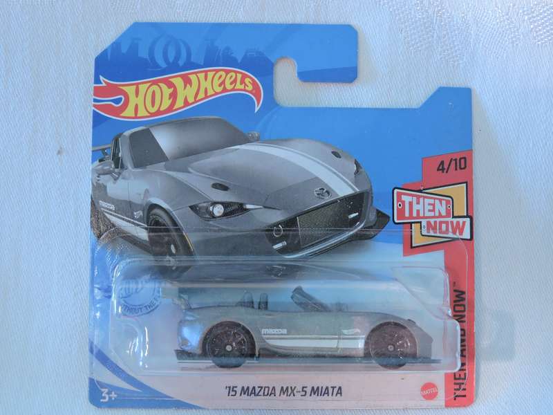 Hot Wheels MAZDA MX-5 MIATA Cabriolet ( Silver )