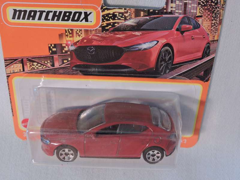 Matchbox MAZDA 3 ( Red )  Like Hot Wheels