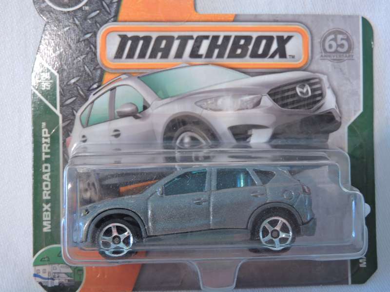 Matchbox MAZDA CX-5 ( Silver )  Like Hot Wheels