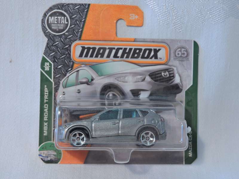 Matchbox MAZDA CX-5 ( Silver )  Like Hot Wheels