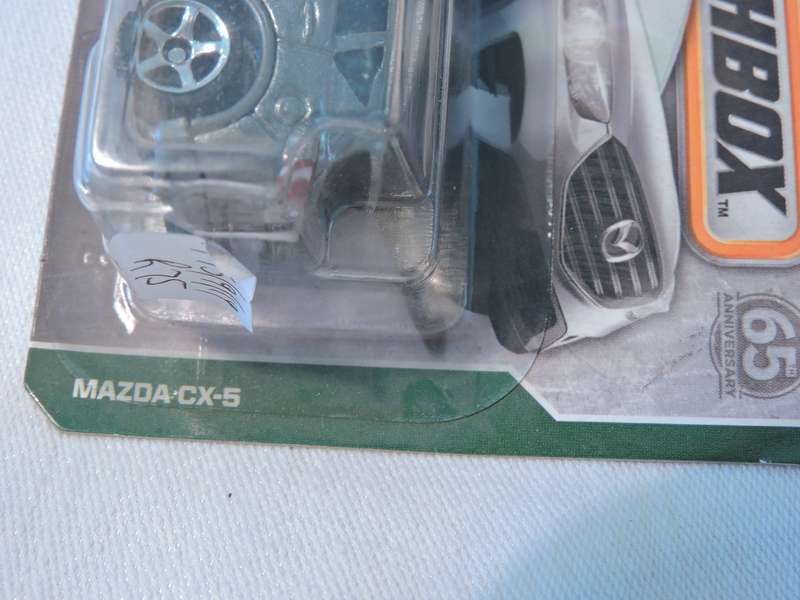 Matchbox MAZDA CX-5 ( Silver )  Like Hot Wheels