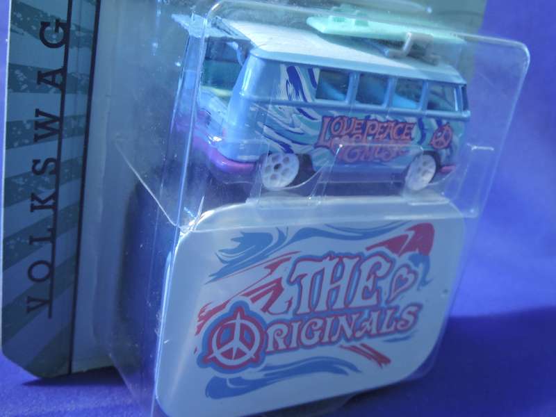 Majorette VW VOLKSWAGEN Kombi T1 " The Originals" ( Love Peace & Music ) like Hot Wheels