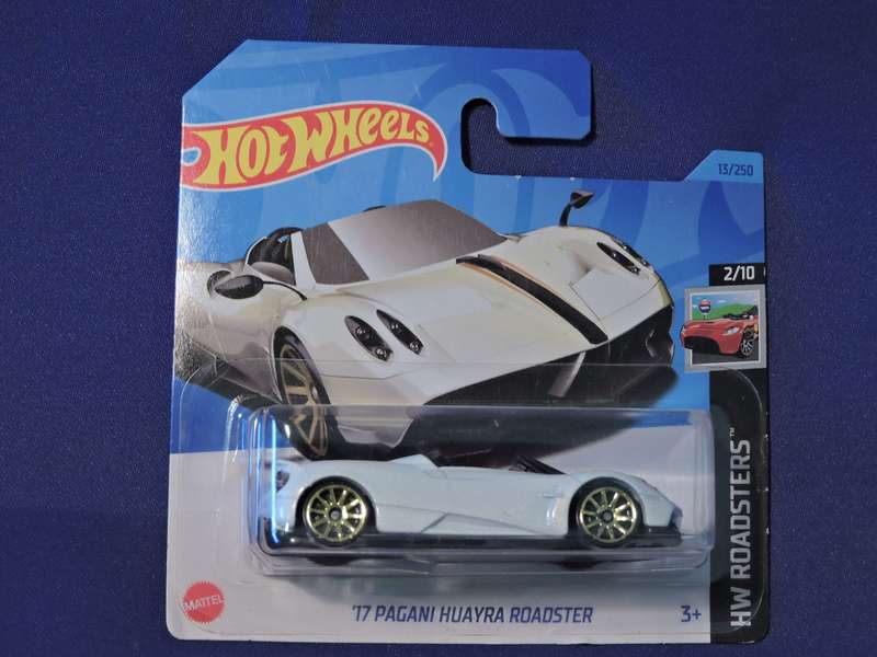 Hot Wheels PAGANI HUAYRA ROADSTER Supercar  ( White )