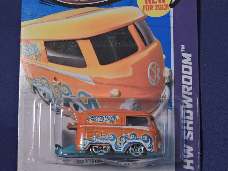 Hot Wheels VW VOLKSWAGEN KOOL KOMBI  ( Orange with waves )