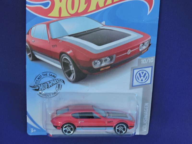 Hot Wheels VW VOLKSWAGEN SP2  ( Red ) Long Card