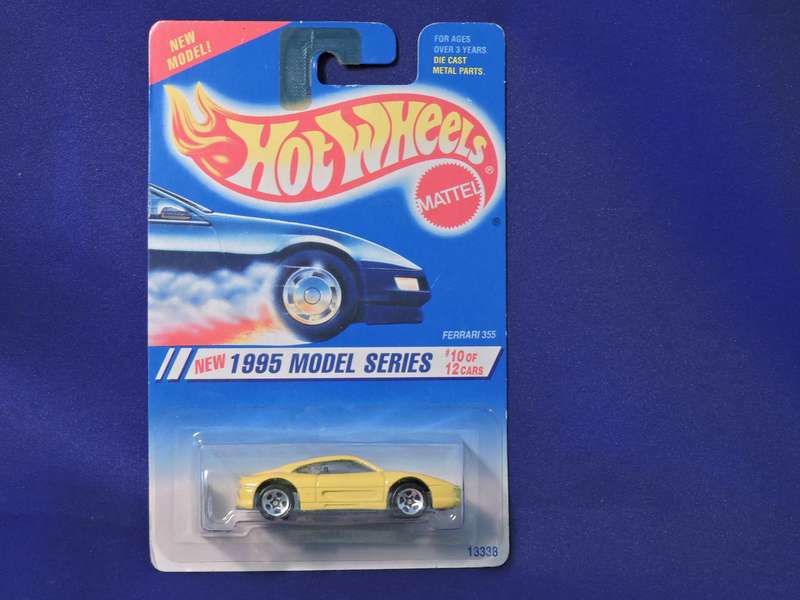 Hot Wheels FERRARI 355 ( Yellow ) Released 1995 WOW !!!