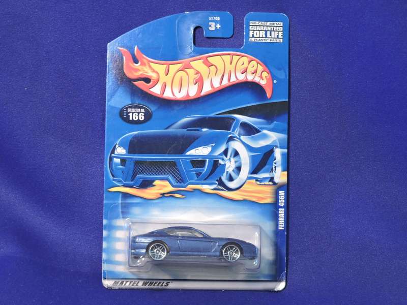 Hot Wheels FERRARI 456 M ( Blue )  with metal base plate.  25 Year old model.