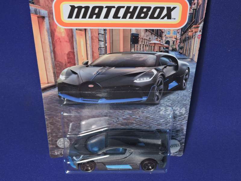 Matchbox BUGATTI DIVO ( Gun metal grey ) European Street  Like Hot Wheels
