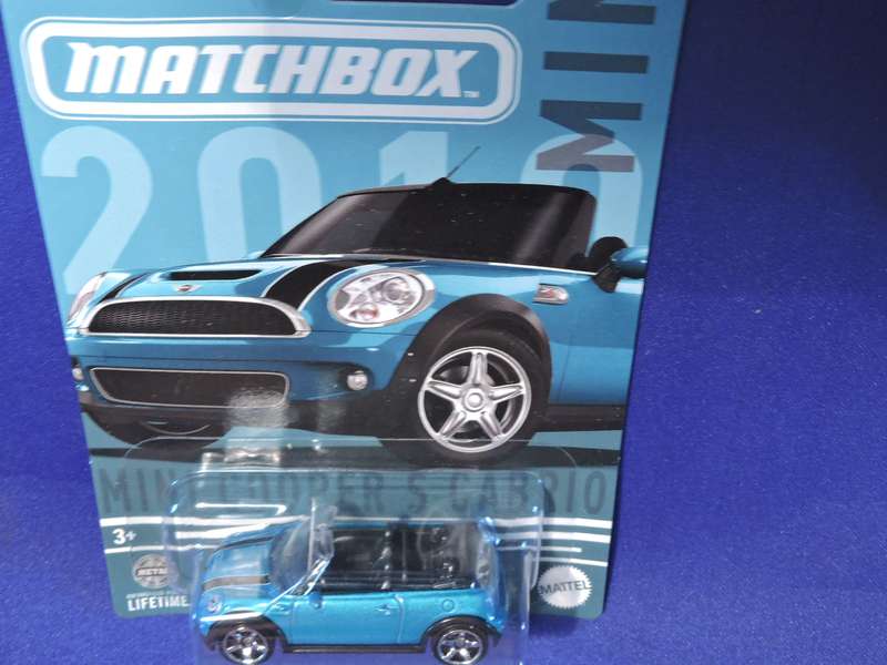 Matchbox MINI COOPER S CABRIO ( Blue )  Like Hot Wheels