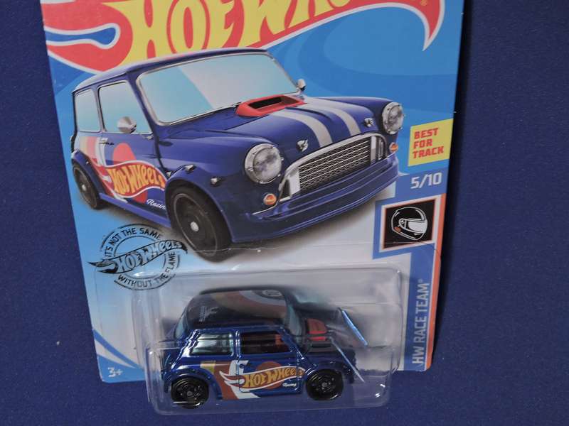 Hot Wheels  MORRIS MINI ( Blue )