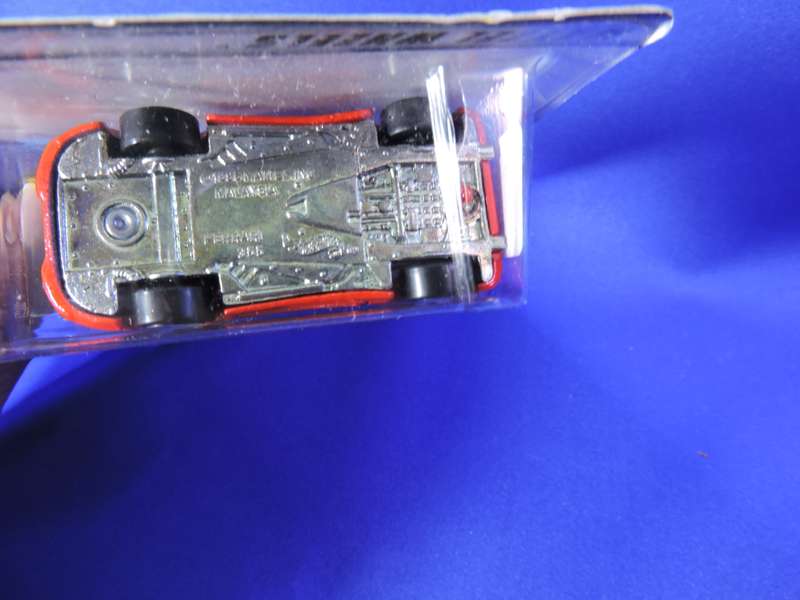 Hot Wheels FERRARI F355 Berlinette ( Red ) Super Car  Full metal Released 1998 ( 27 years old )
