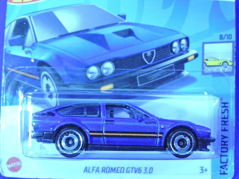 Hot Wheels ALFA ROMEO GTV 3.0  ( Blue )