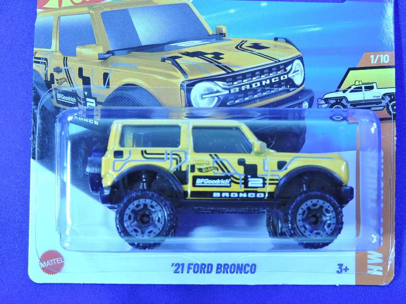 Hot Wheels FORD BRONCO ( Yellow )