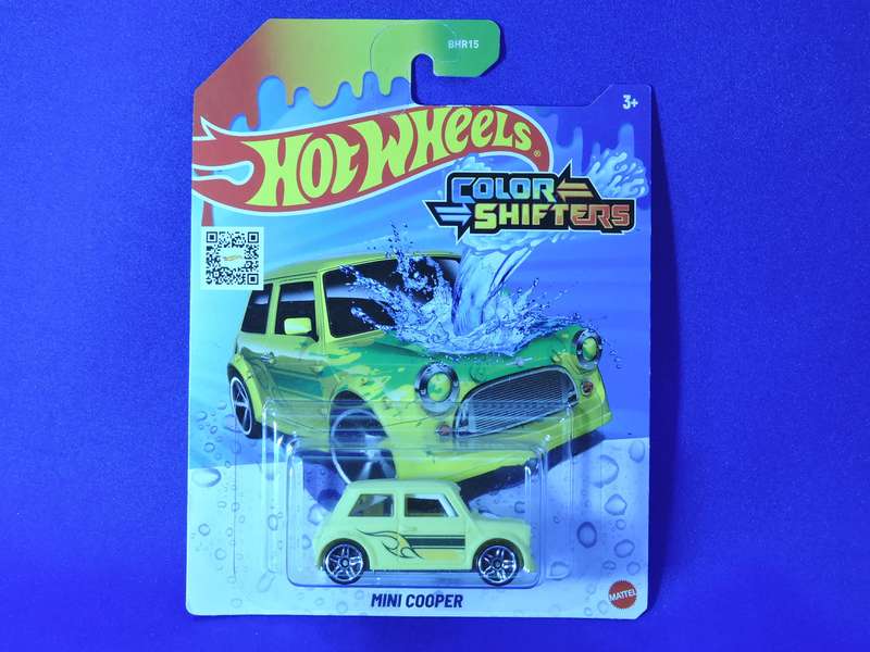 Hot Wheels MINI COOPER  ( Yellow/Green )  Colour Shifters